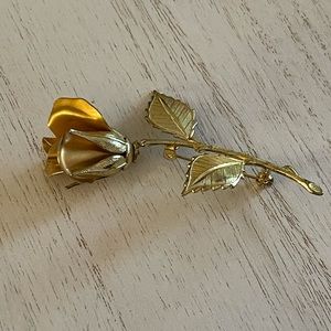 Rose brooch pin gold tone and bronze, vintage